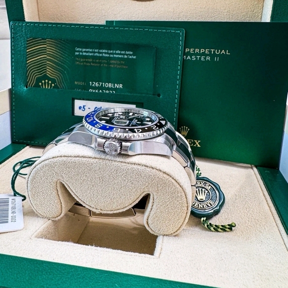 Rolex GMT-Master II Batman - Picture 4 of 5